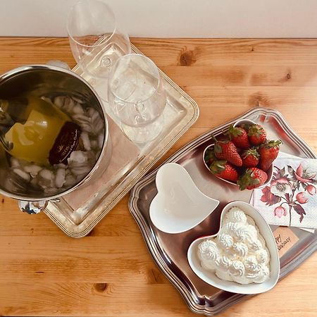 Il Mallo Verde - Lake Como B&B Mandello del Lario Ngoại thất bức ảnh